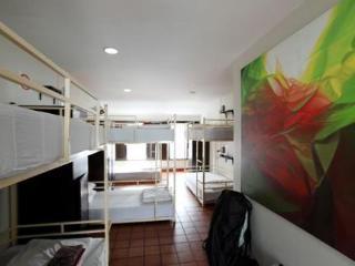 Bodega Phuket Patong (Adults Only) Hostel Екстериор снимка